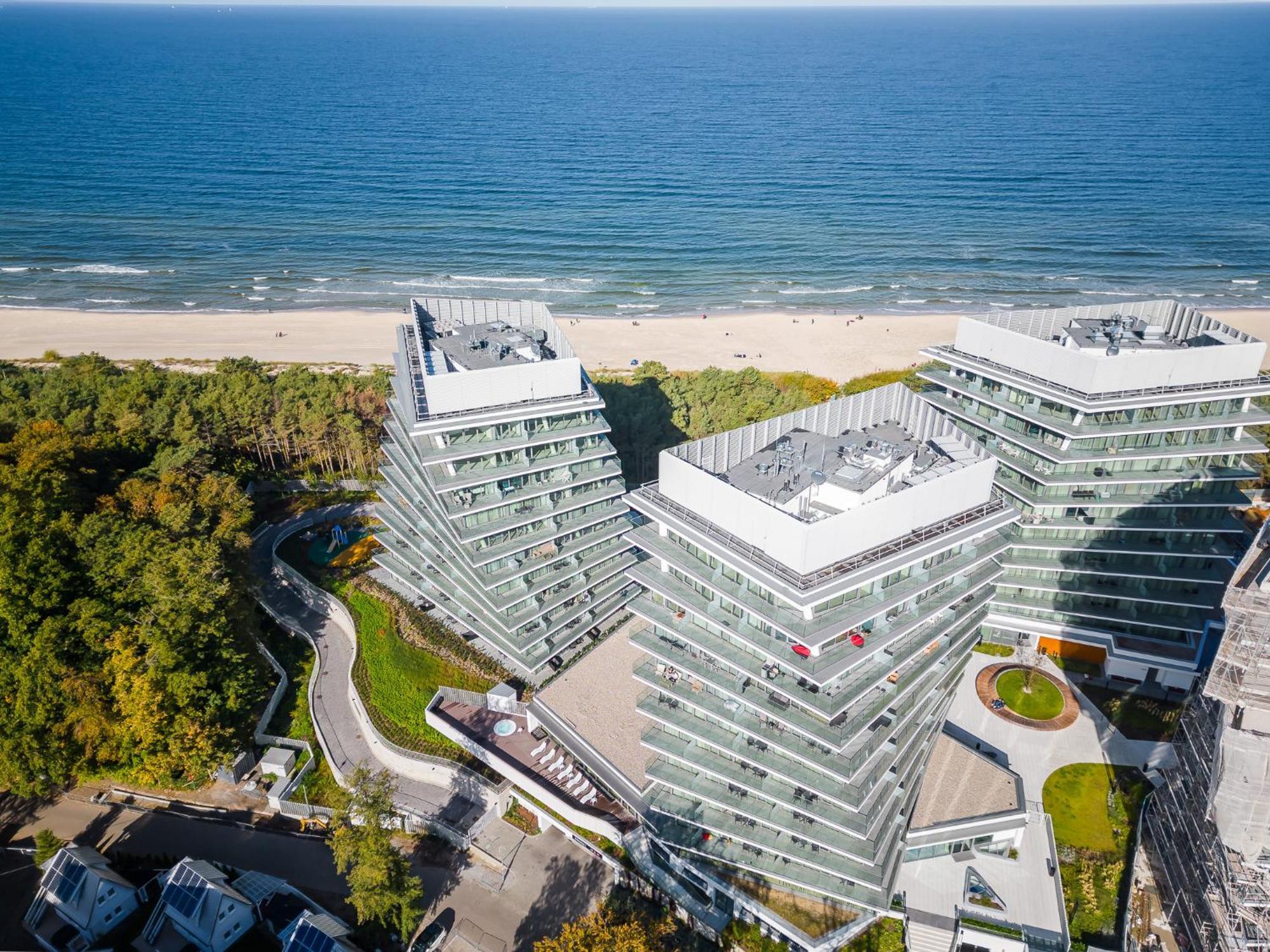 Royal Waves Resort & Spa - Apartment With Parking By Noclegi Renters Miedzyzdroje Eksteriør bilde
